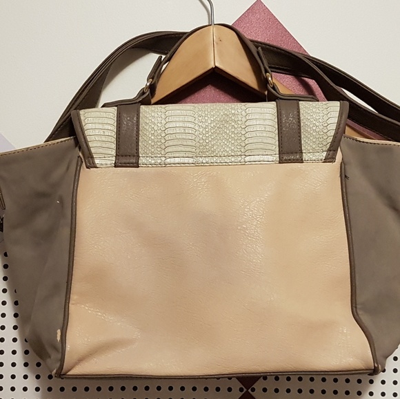 New Look UK Stone & Pink Colour Block Satchel - Picture 3 of 5